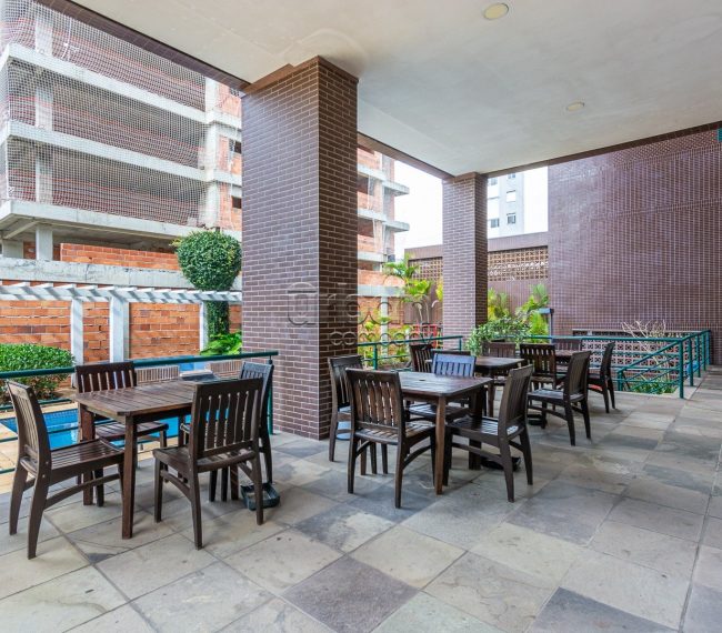 Apartamento com 142m², 3 quartos, 2 vagas, no bairro Petrópolis em Porto Alegre
