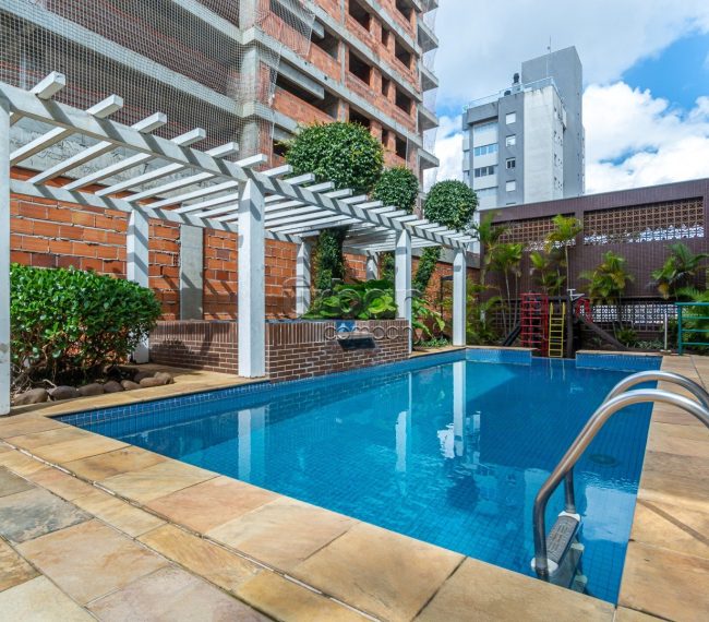 Apartamento com 142m², 3 quartos, 2 vagas, no bairro Petrópolis em Porto Alegre