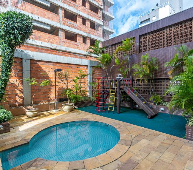 Apartamento com 142m², 3 quartos, 2 vagas, no bairro Petrópolis em Porto Alegre