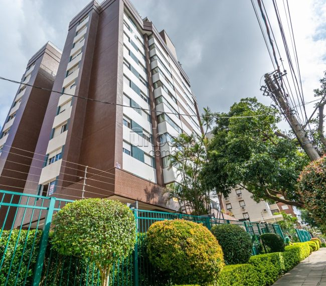 Apartamento com 142m², 3 quartos, 2 vagas, no bairro Petrópolis em Porto Alegre