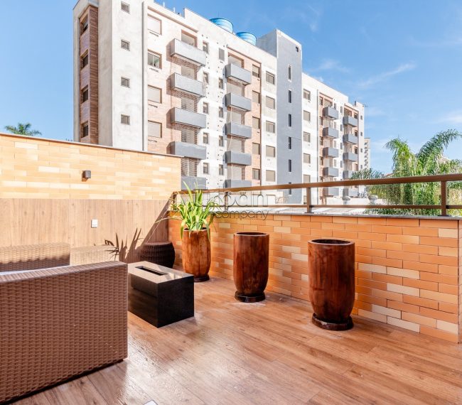 Apartamento com 92m², 3 quartos, 3 suítes, 2 vagas, no bairro Passo da Areia em Porto Alegre