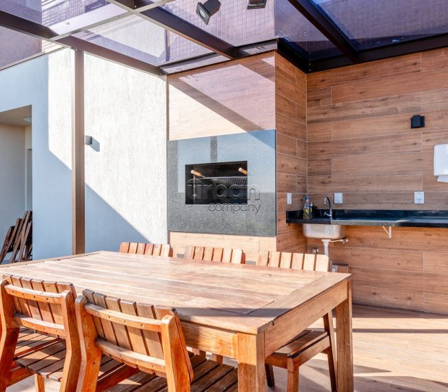 Apartamento com 92m², 3 quartos, 3 suítes, 2 vagas, no bairro Passo da Areia em Porto Alegre