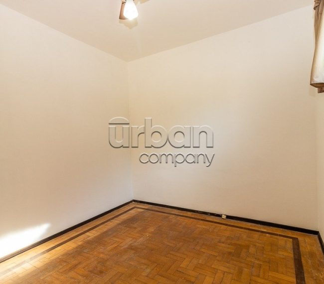 Casa com 171m², 3 quartos, 1 suíte, 4 vagas, no bairro Vila Ipiranga em Porto Alegre