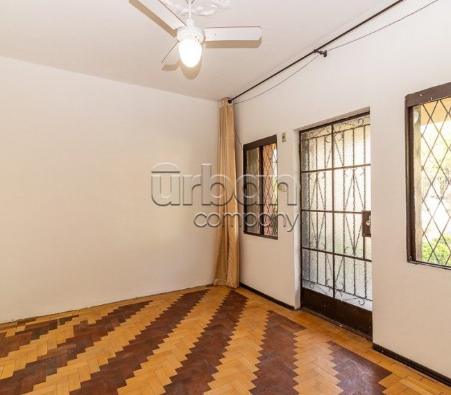 Casa com 171m², 3 quartos, 1 suíte, 4 vagas, no bairro Vila Ipiranga em Porto Alegre