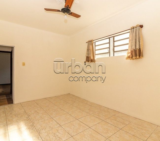 Casa com 171m², 3 quartos, 1 suíte, 4 vagas, no bairro Vila Ipiranga em Porto Alegre