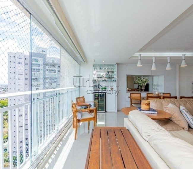 Apartamento com 125m², 3 quartos, 1 suíte, 2 vagas, no bairro Jardim Europa em Porto Alegre