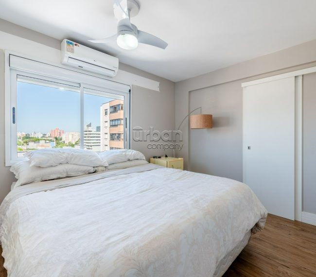 Apartamento com 78m², 2 quartos, 1 suíte, 2 vagas, no bairro Santana em Porto Alegre