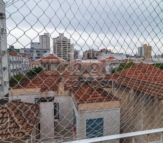 Apartamento com 73m², 2 quartos, 1 suíte, no bairro Menino Deus em Porto Alegre