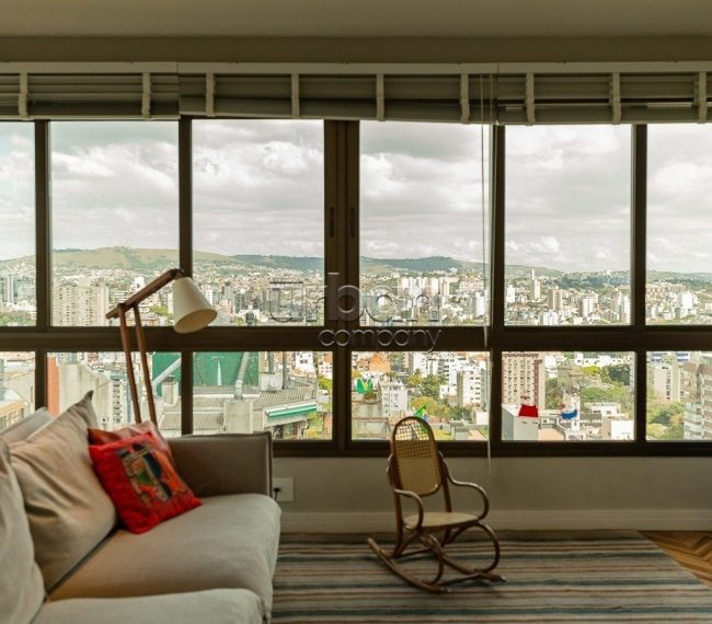 Apartamento com 80m², 2 quartos, 1 suíte, 2 vagas, no bairro Rio Branco em Porto Alegre