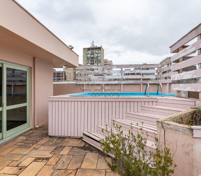 Cobertura com 424m², 4 quartos, 2 vagas, no bairro Moinhos de Vento em Porto Alegre