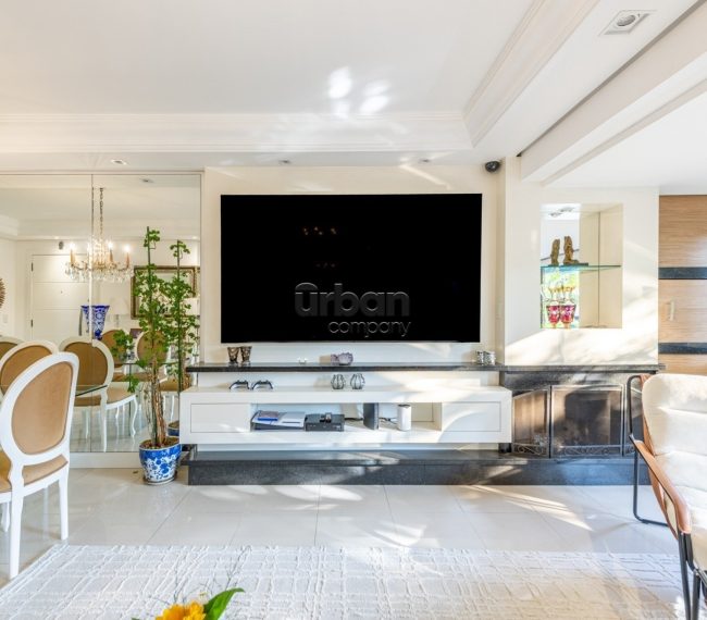 Apartamento com 122m², 3 quartos, 1 suíte, 2 vagas, no bairro Auxiliadora em Porto Alegre