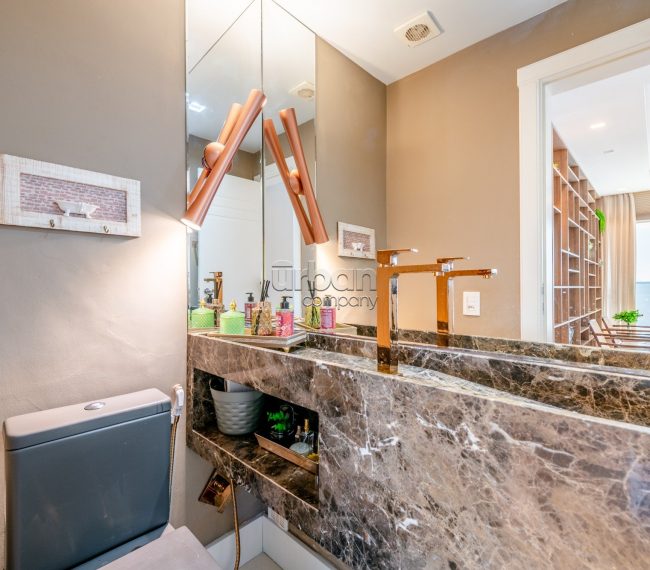 Apartamento com 147m², 3 quartos, 3 suítes, 3 vagas, no bairro Moinhos de Vento em Porto Alegre
