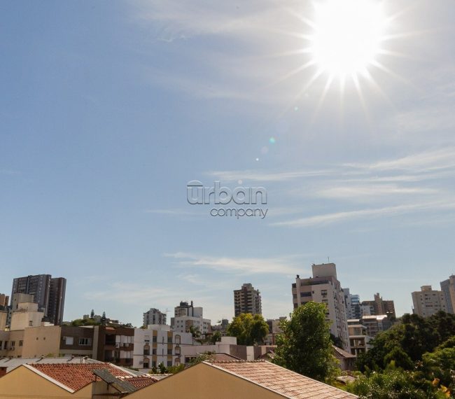 Cobertura com 202m², 3 quartos, 1 suíte, 1 vaga, no bairro Hiegienópolis em Porto Alegre