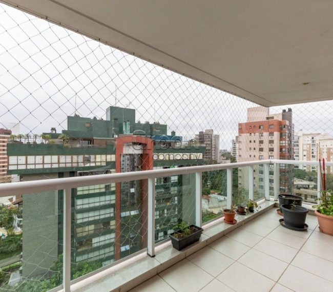 Apartamento com 153m², 3 quartos, 2 suítes, 3 vagas, no bairro Bela Vista em Porto Alegre
