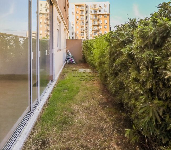 Apartamento Garden com 90m², 3 quartos, 1 suíte, 2 vagas, no bairro Jardim Itu-Sabará em Porto Alegre