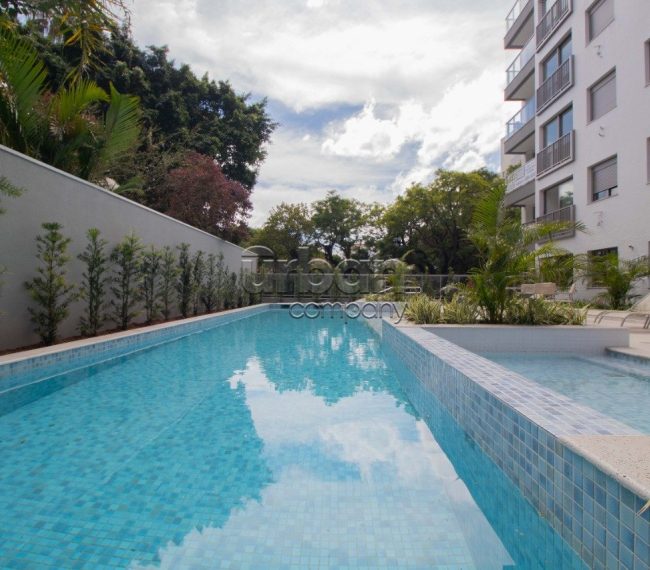 Apartamento com 105m², 3 quartos, 1 suíte, 2 vagas, no bairro Menino Deus em Porto Alegre