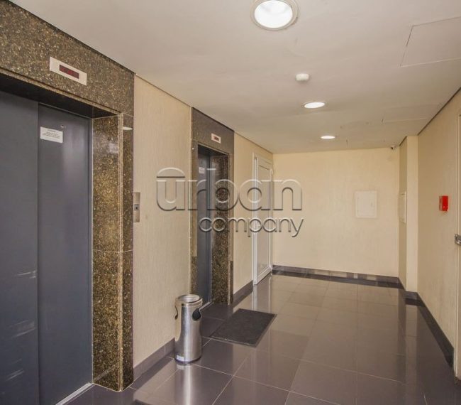Apartamento com 112m², 3 quartos, 1 suíte, 3 vagas, no bairro Chácara Das Pedras em Porto Alegre