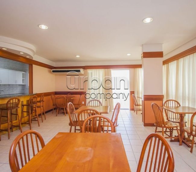 Apartamento com 112m², 3 quartos, 1 suíte, 3 vagas, no bairro Chácara Das Pedras em Porto Alegre