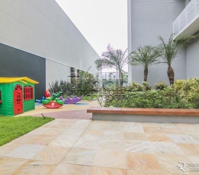 Apartamento com 126m², 3 quartos, 3 suítes, 3 vagas, no bairro Petrópolis em Porto Alegre