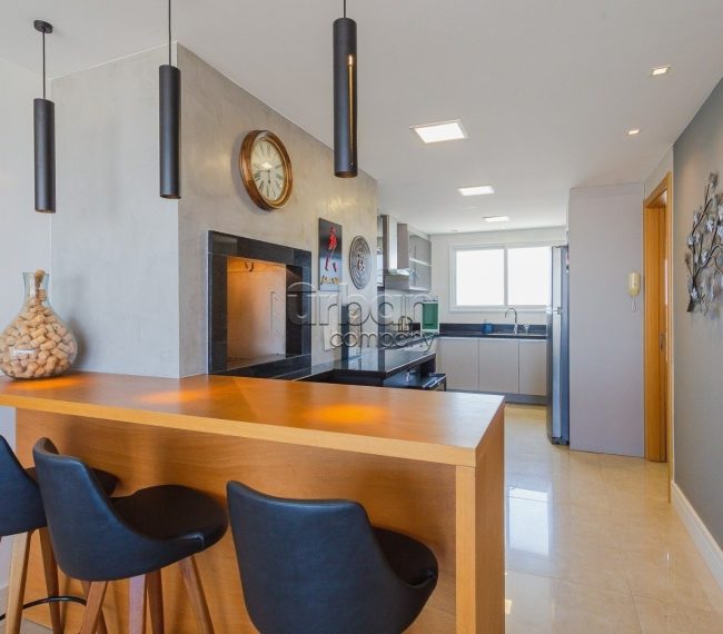 Apartamento com 126m², 3 quartos, 3 suítes, 3 vagas, no bairro Petrópolis em Porto Alegre