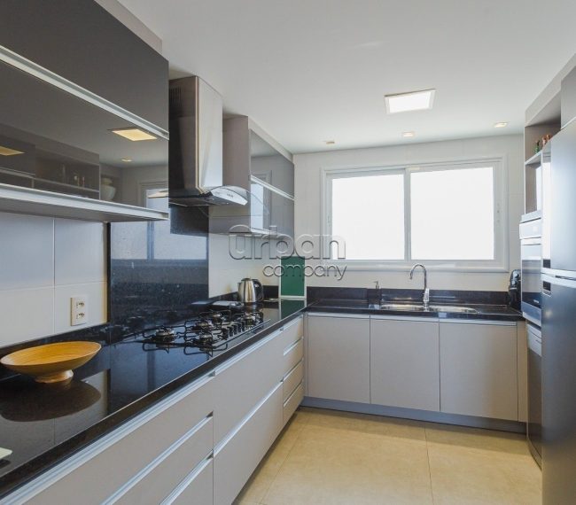 Apartamento com 126m², 3 quartos, 3 suítes, 3 vagas, no bairro Petrópolis em Porto Alegre