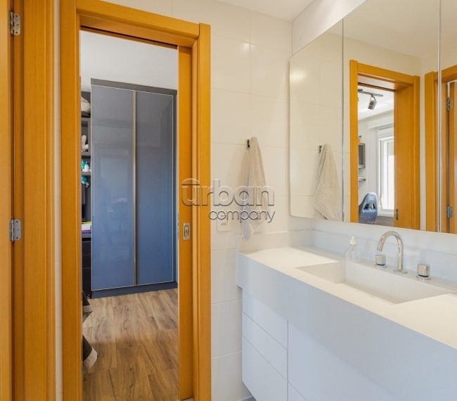 Apartamento com 126m², 3 quartos, 3 suítes, 3 vagas, no bairro Petrópolis em Porto Alegre