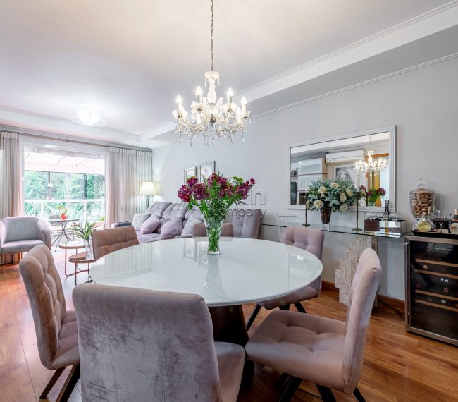 Apartamento Garden com 107m², 3 quartos, 1 suíte, 2 vagas, no bairro Chácara Das Pedras em Porto Alegre