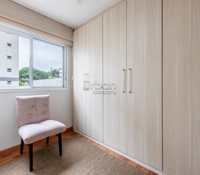 Apartamento Garden com 107m², 3 quartos, 1 suíte, 2 vagas, no bairro Chácara Das Pedras em Porto Alegre