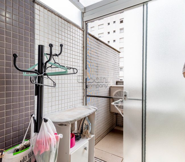 Apartamento Garden com 107m², 3 quartos, 1 suíte, 2 vagas, no bairro Chácara Das Pedras em Porto Alegre