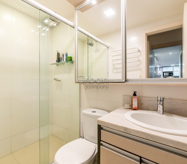 Apartamento com 64m², 2 quartos, 1 suíte, 2 vagas, no bairro Jardim Botânico em Porto Alegre