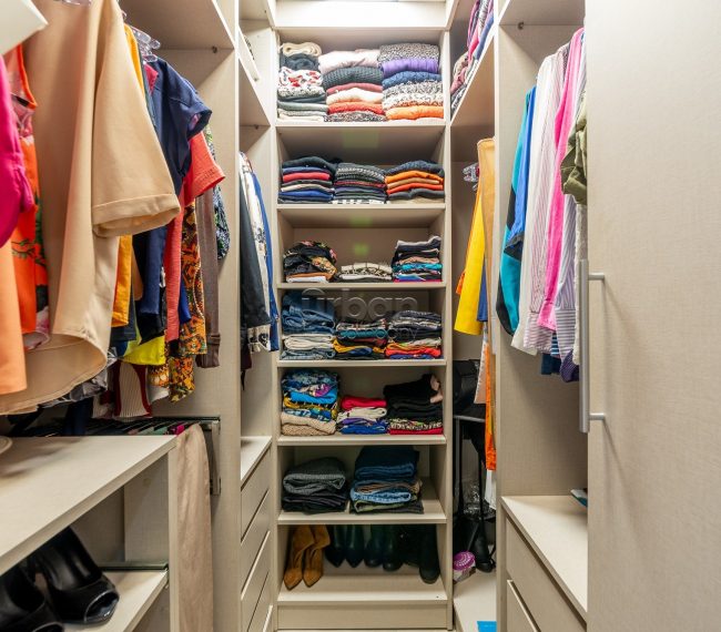Apartamento com 64m², 2 quartos, 1 suíte, 2 vagas, no bairro Jardim Botânico em Porto Alegre