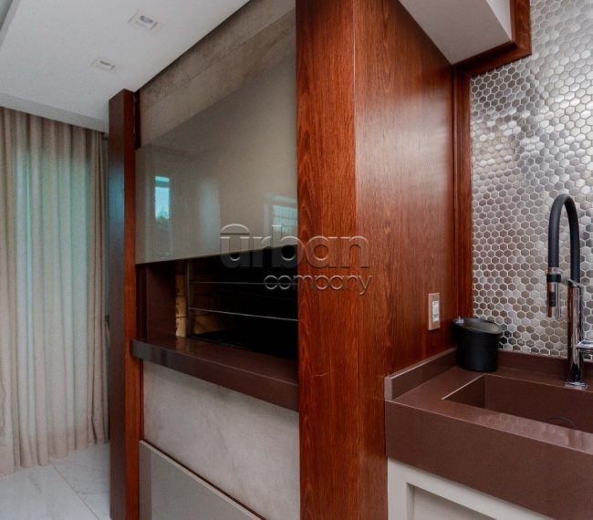 Casa em Condomínio com 320m², 4 quartos, 3 suítes, 3 vagas, no bairro Três Figueiras em Porto Alegre