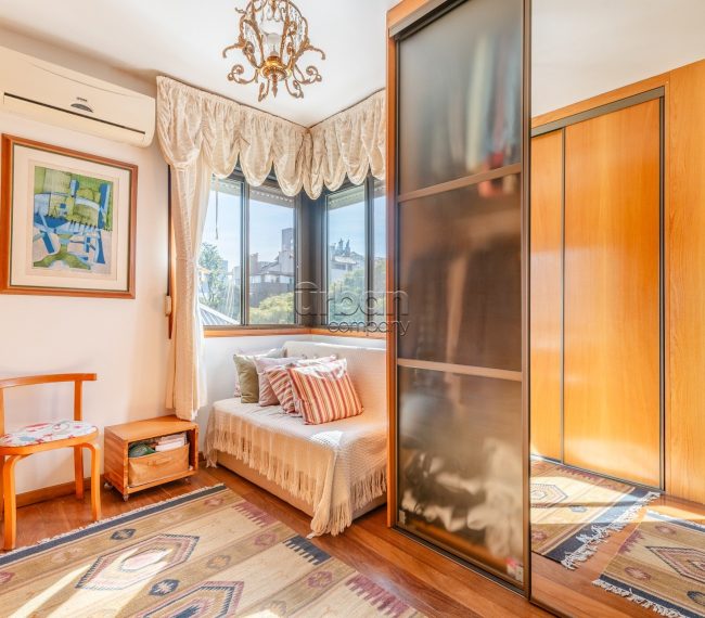 Apartamento com 98m², 2 quartos, 2 suítes, 1 vaga, no bairro Moinhos de Vento em Porto Alegre