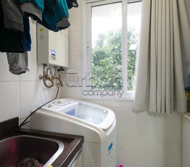 Apartamento com 73m², 2 quartos, 1 vaga, no bairro Passo da Areia em Porto Alegre