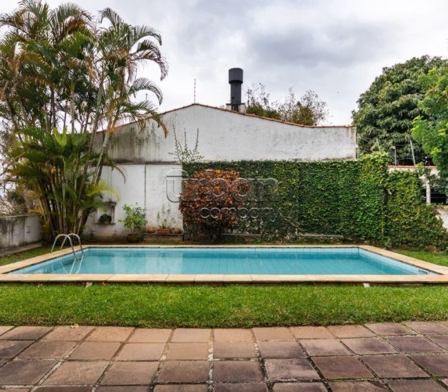 Casa com 306m², 3 quartos, 3 suítes, 6 vagas, no bairro Boa Vista em Porto Alegre