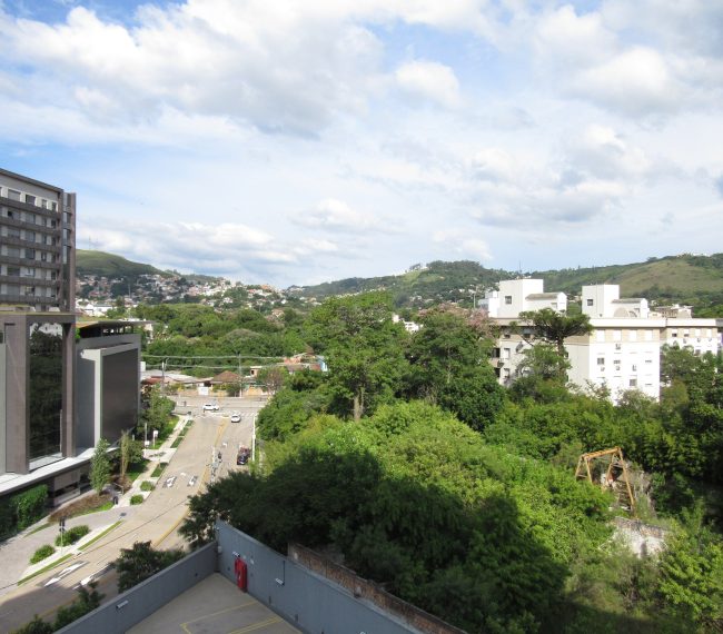 Apartamento com 55m², 2 quartos, 1 suíte, 2 vagas, no bairro Teresópolis em Porto Alegre