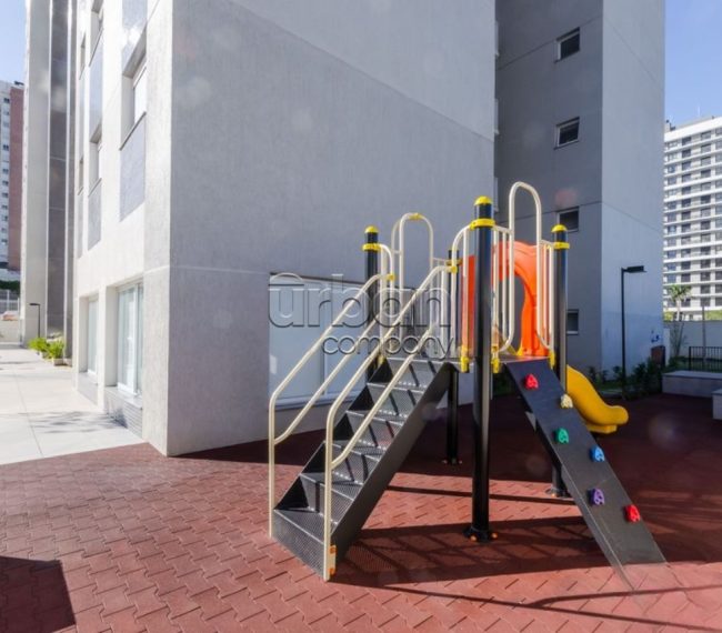 Apartamento Garden com 137m², 3 quartos, 1 vaga, no bairro Central Parque em Porto Alegre