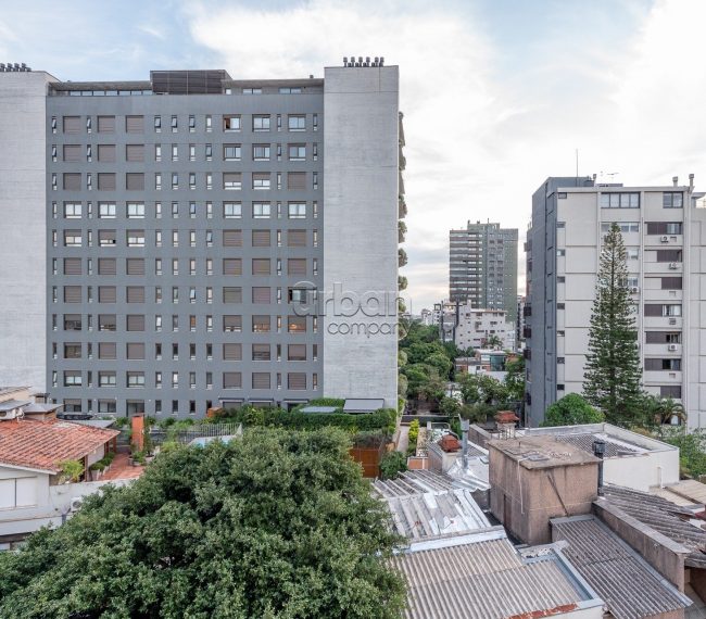 Apartamento com 145m², 3 quartos, 1 suíte, 1 vaga, no bairro Bela Vista em Porto Alegre