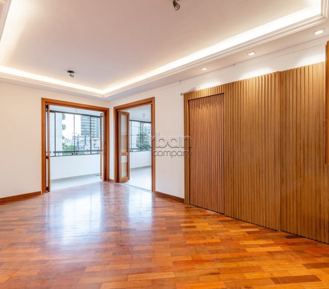 Apartamento com 145m², 3 quartos, 1 suíte, 1 vaga, no bairro Bela Vista em Porto Alegre