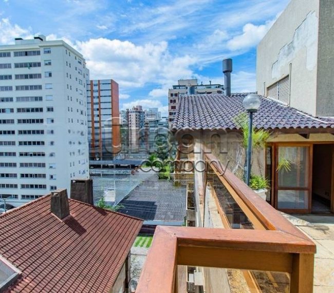 Cobertura com 269m², 3 quartos, 1 suíte, 3 vagas, no bairro Bela Vista em Porto Alegre