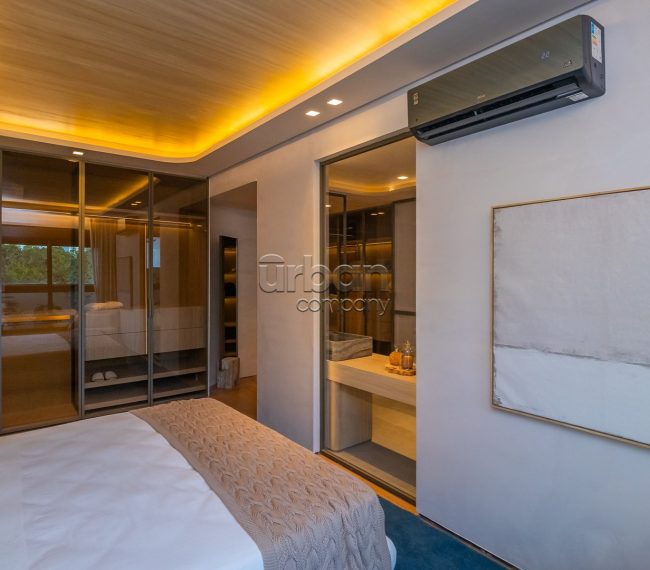 Apartamento com 172m², 3 quartos, 3 suítes, 3 vagas, no bairro Moinhos de Vento em Porto Alegre