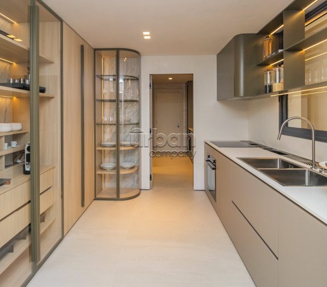 Apartamento com 172m², 3 quartos, 3 suítes, 3 vagas, no bairro Moinhos de Vento em Porto Alegre