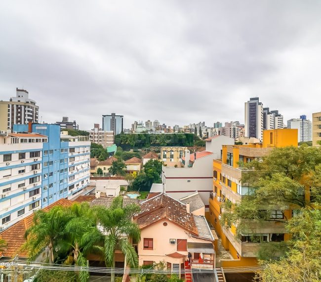 Cobertura com 125m², 2 quartos, 1 suíte, 2 vagas, no bairro Petrópolis em Porto Alegre