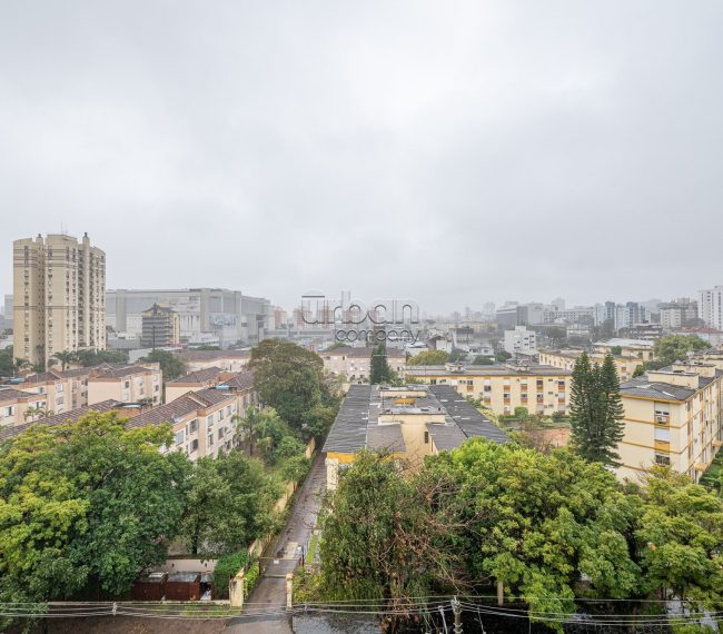 Apartamento com 92m², 3 quartos, 3 suítes, 2 vagas, no bairro Passo da Areia em Porto Alegre