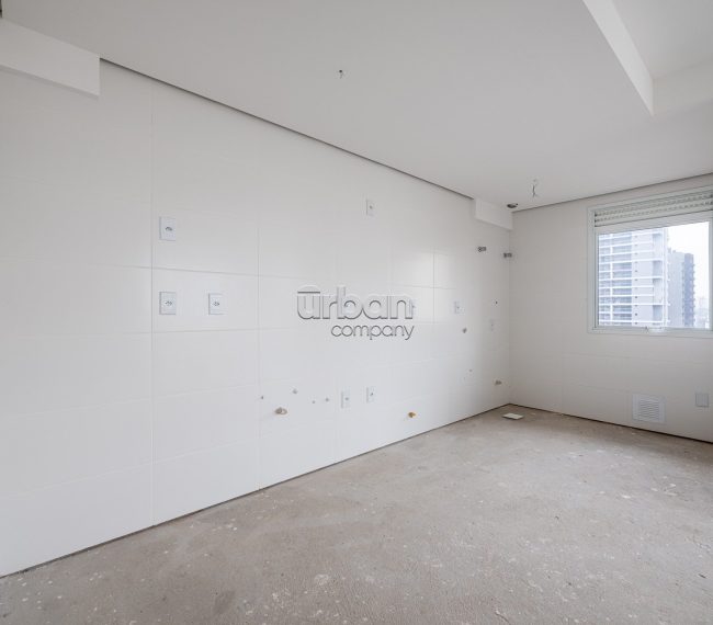 Apartamento com 92m², 3 quartos, 3 suítes, 2 vagas, no bairro Passo da Areia em Porto Alegre