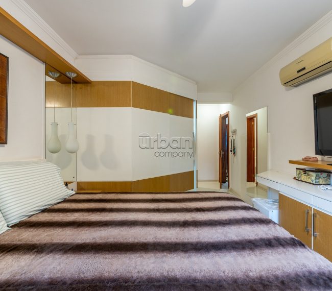 Apartamento com 128m², 3 quartos, 1 suíte, 2 vagas, no bairro Higienópolis em Porto Alegre