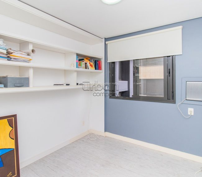 Apartamento com 149m², 3 quartos, 1 suíte, 3 vagas, no bairro Bela Vista em Porto Alegre