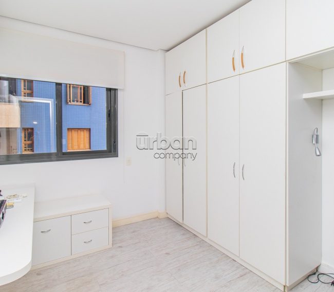 Apartamento com 149m², 3 quartos, 1 suíte, 3 vagas, no bairro Bela Vista em Porto Alegre