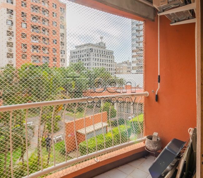 Apartamento com 70m², 3 quartos, 1 vaga, no bairro Cristo Redentor em Porto Alegre