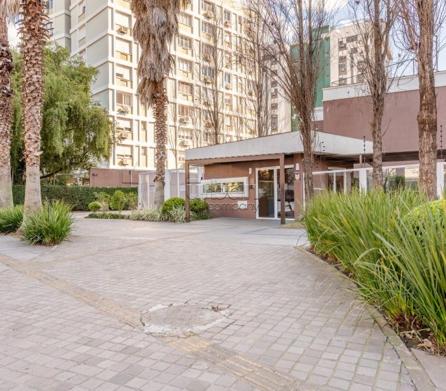 Apartamento com 147m², 3 quartos, 3 suítes, 3 vagas, no bairro Moinhos de Vento em Porto Alegre